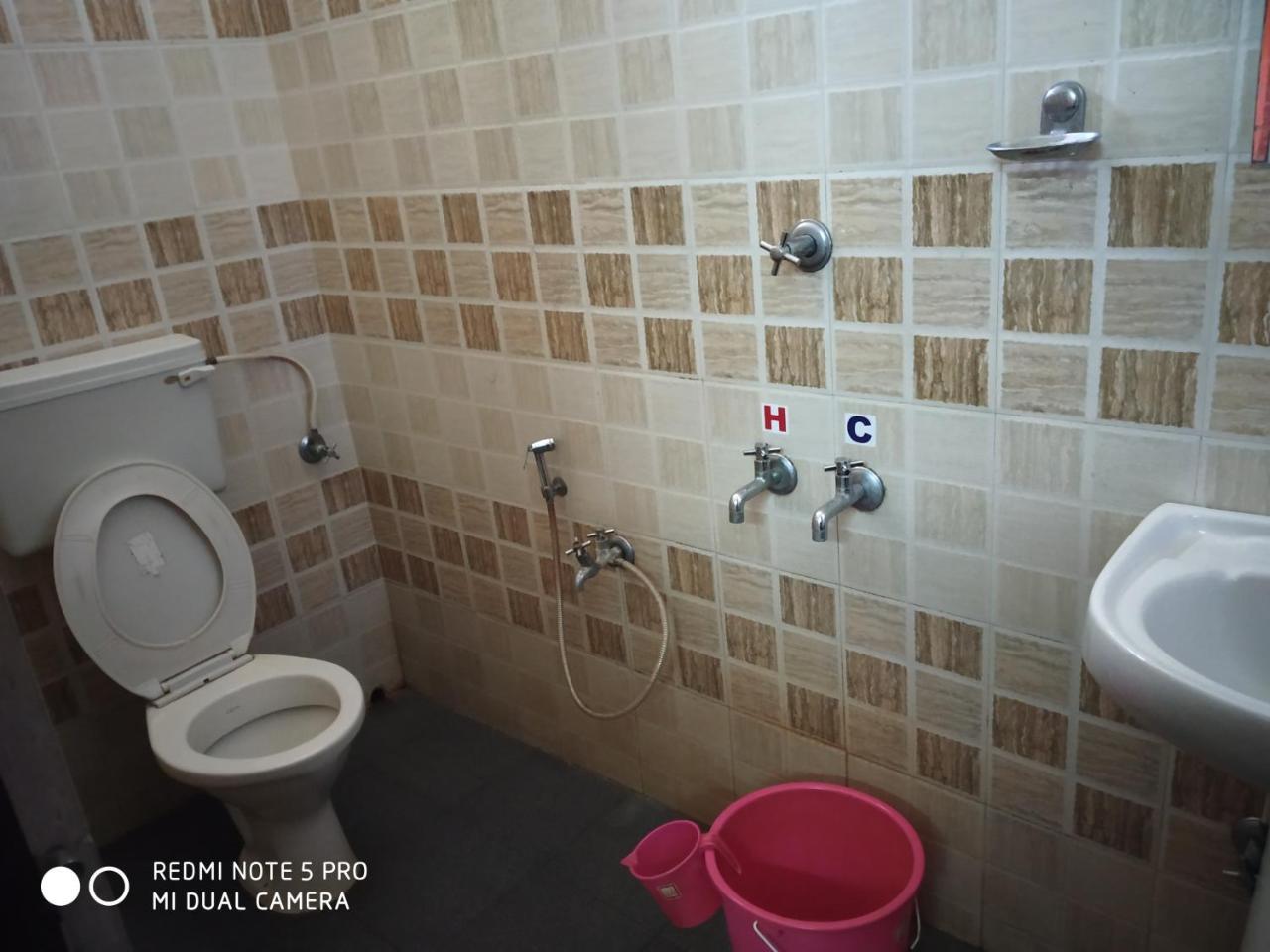 Hotel Woodlands Chottanikara Екстер'єр фото